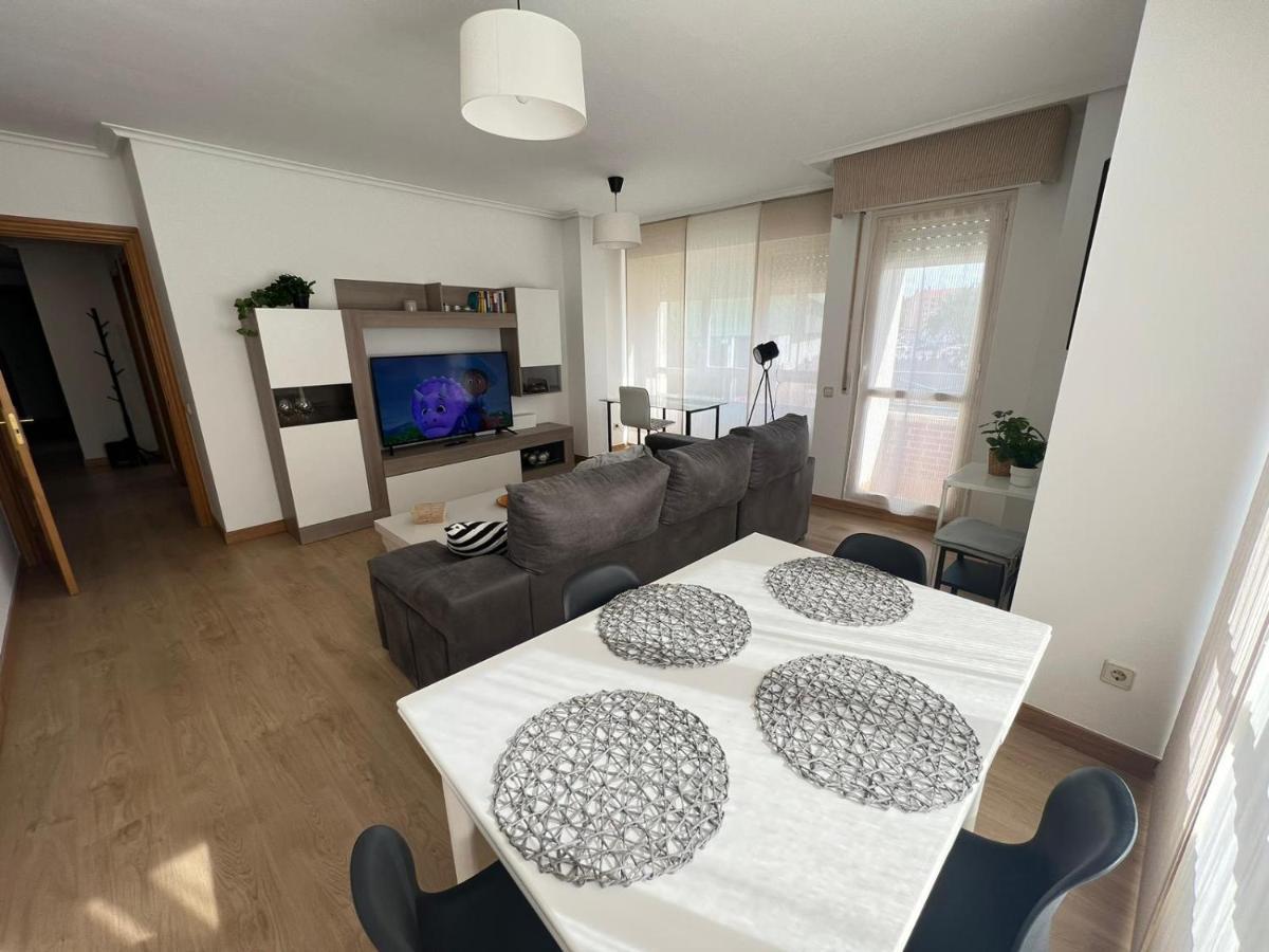 Pool And Confort 3 Habitaciones Y Garaje By Apartamentos Logrono Exterior photo